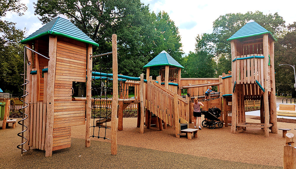 Highland Park Super Playground